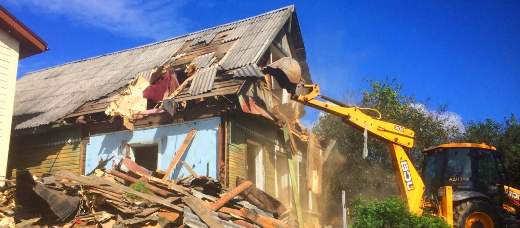 демонтаж домов на участке в москве и области
